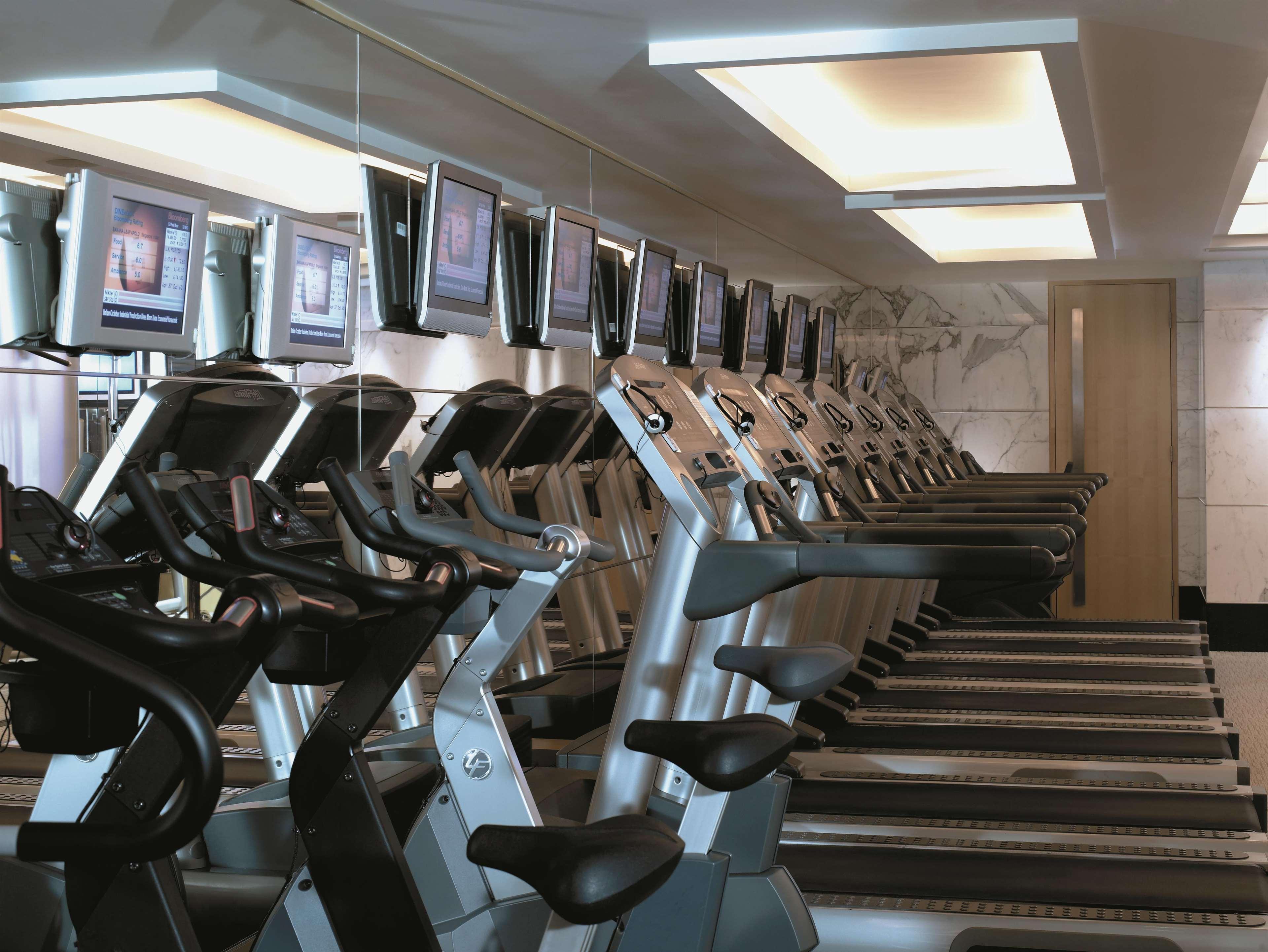 Kowloon Shangri-La, Hongkong Udogodnienia zdjęcie The gym at the Mandarin Oriental, Hong Kong